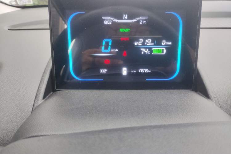 Used CHANGAN NEVO Lumin 2024 301km Orange Wind Edition Odometer Close Up