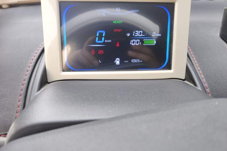 Used CHANGAN NEVO Lumin 2024 130km Qingyue Version Odometer Close Up