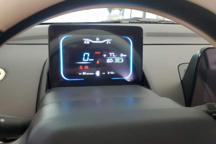 Used CHANGAN NEVO Lumin 2024 130km Qingyue Version Odometer Close Up