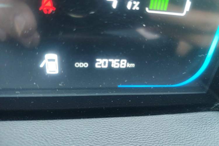 Used CHANGAN NEVO Lumin 2024 205km Orange Wind Edition Odometer Close Up