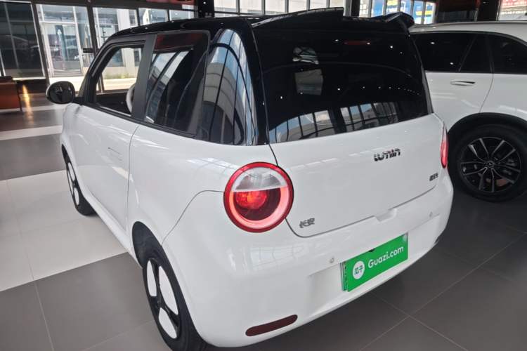 Used CHANGAN NEVO Lumin 2024 205km Orange Wind Edition Rear Left 45 Deg