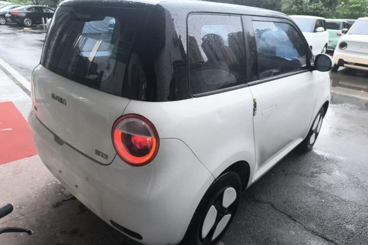 Used CHANGAN NEVO Lumin 2024 301km Orange Wind Edition Rear Right 45 Deg