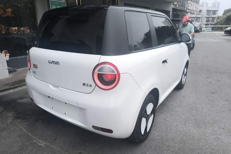 Used CHANGAN NEVO Lumin 2024 301km Orange Wind Edition Rear Right 45 Deg