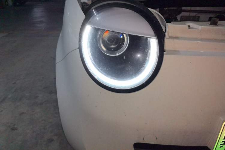 Used CHANGAN NEVO Lumin 2024 205km Launch Edition Right Front Headlight