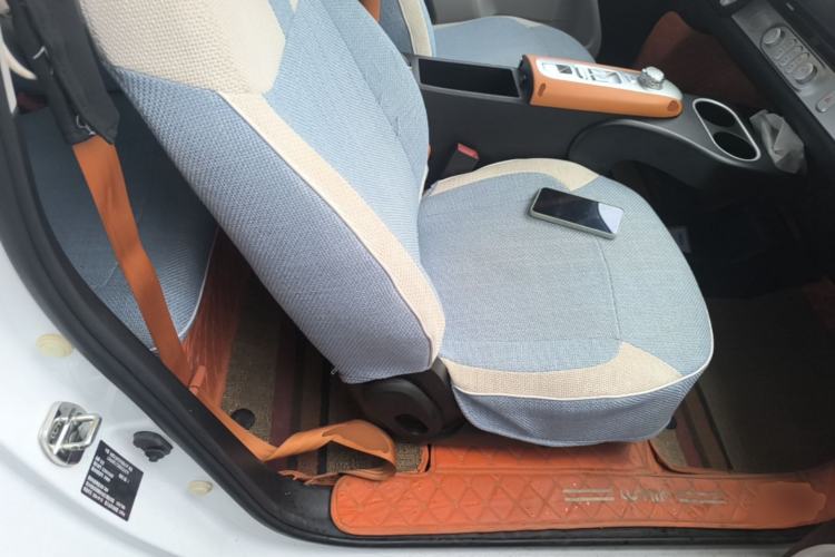 Used CHANGAN NEVO Lumin 2024 301km Orange Wind Edition Right Front Seat