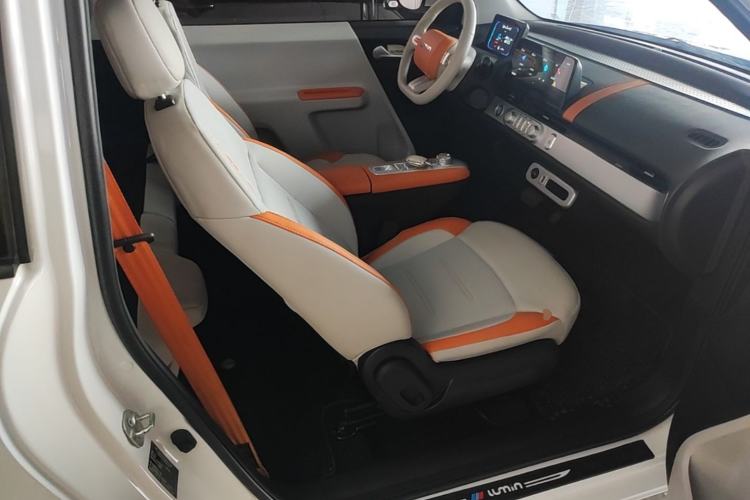 Used CHANGAN NEVO Lumin 2024 301km Orange Wind Edition Right Front Seat