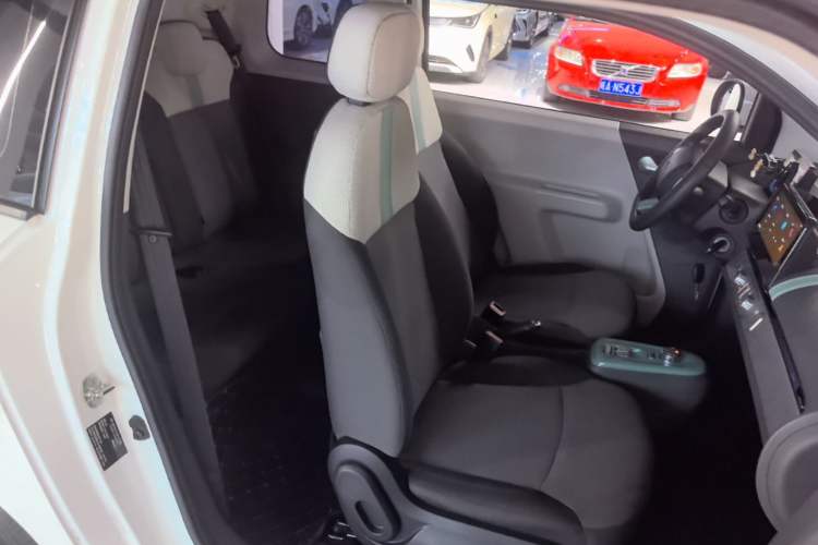 Used CHANGAN NEVO Lumin 2024 205km Launch Edition Right Front Seat