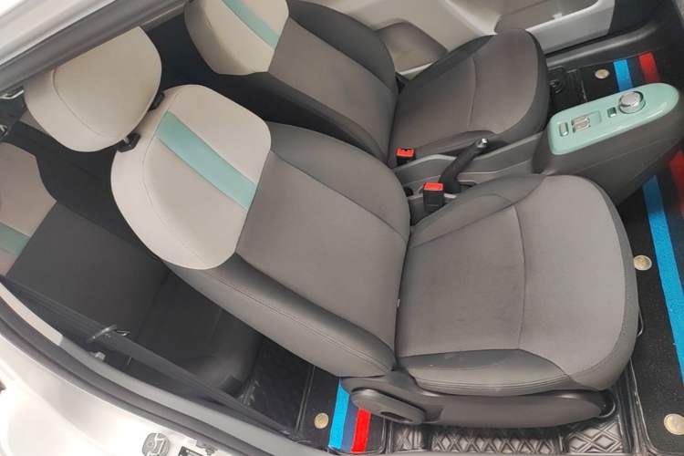 Used CHANGAN NEVO Lumin 2024 205km Orange Wind Edition Right Front Seat