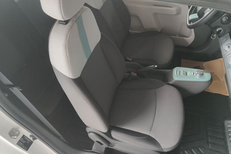 Used CHANGAN NEVO Lumin 2024 205km Orange Wind Edition Right Front Seat