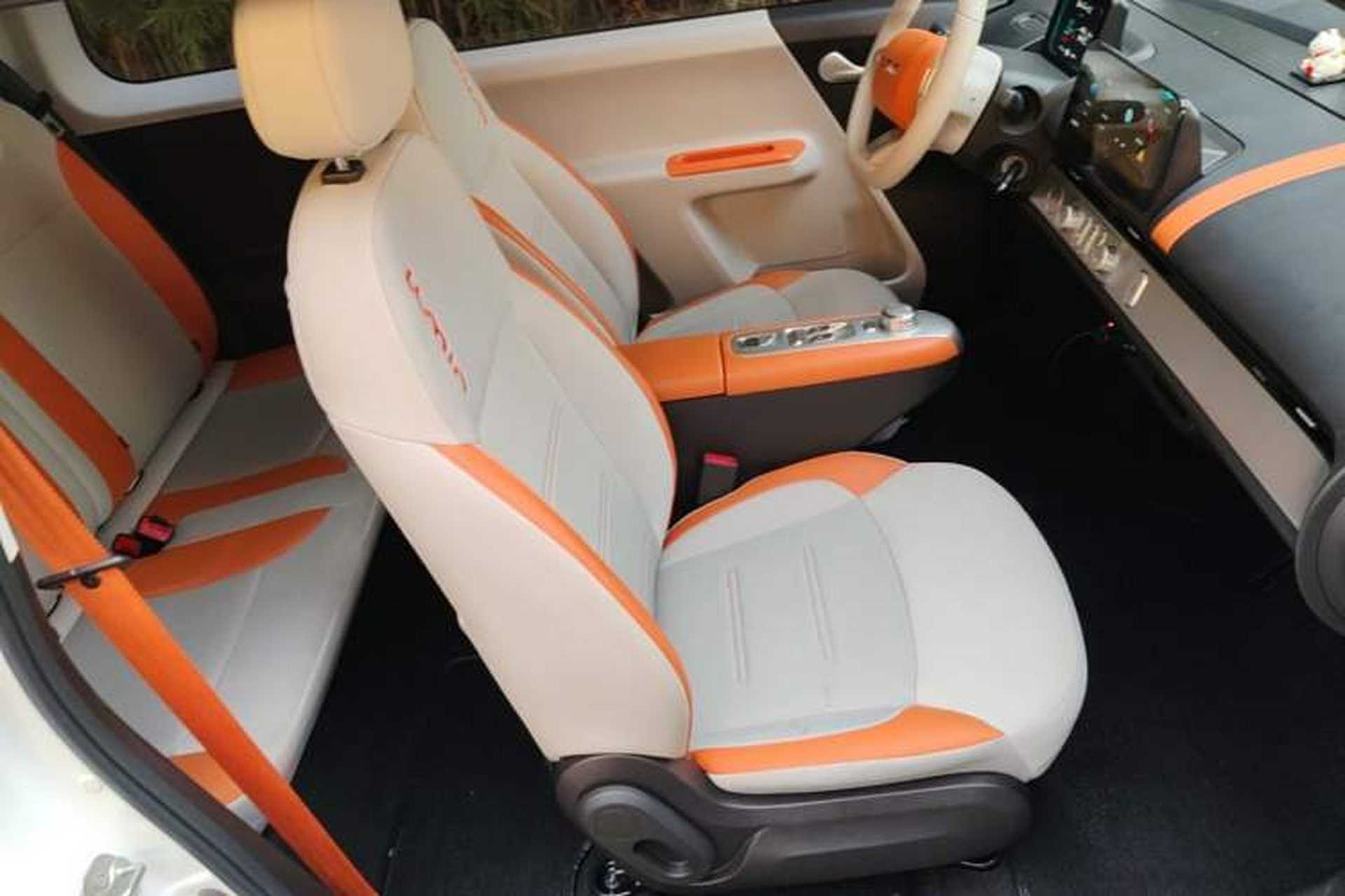 Used CHANGAN NEVO Lumin 2024 301km Orange Wind Edition Right Front Seat