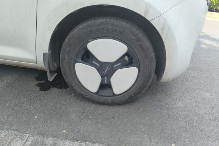 Used CHANGAN NEVO Lumin 2024 130km Qingyue Version Right Front Wheel Hub