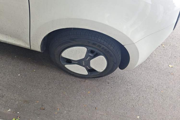 Used CHANGAN NEVO Lumin 2024 130km Qingyue Version Right Front Wheel Hub