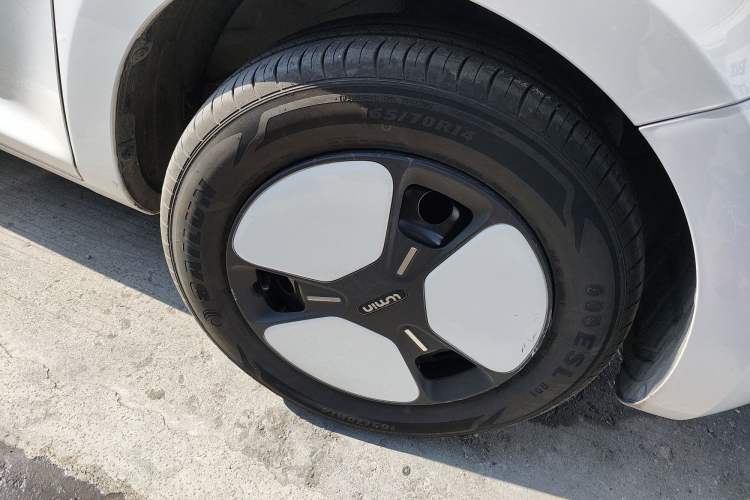Used CHANGAN NEVO Lumin 2024 130km Qingyue Version Right Front Wheel Hub