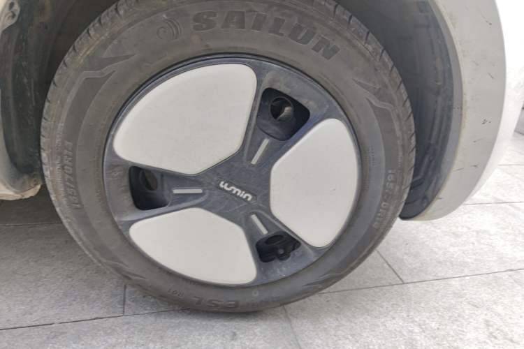 Used CHANGAN NEVO Lumin 2024 130km Qingyue Version Right Front Wheel Hub