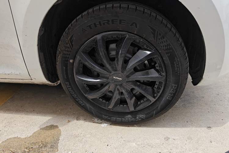 Used CHANGAN NEVO Lumin 2024 130km Qingyue Version Right Front Wheel Hub