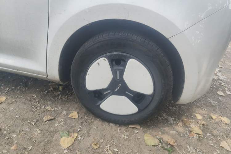 Used CHANGAN NEVO Lumin 2024 130km Qingyue Version Right Front Wheel Hub
