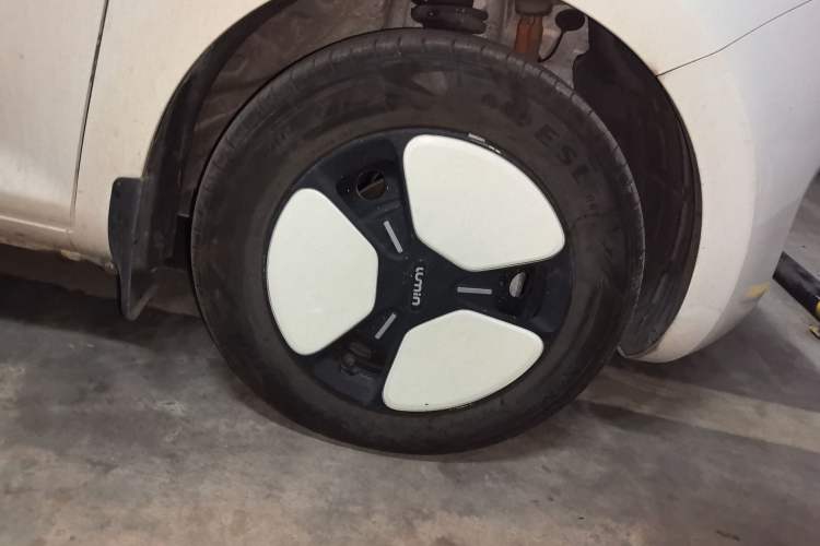 Used CHANGAN NEVO Lumin 2024 205km Launch Edition Right Front Wheel Hub