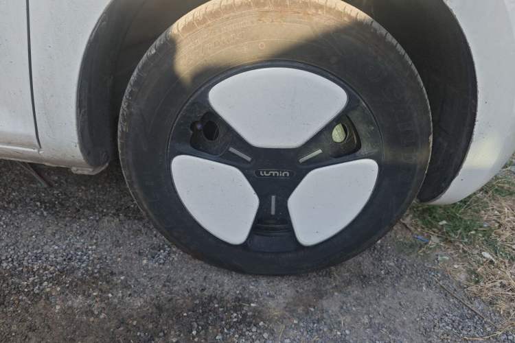 Used CHANGAN NEVO Lumin 2024 130km Qingyue Version Right Front Wheel Hub