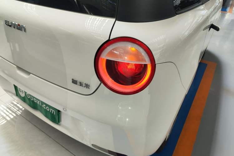 Used CHANGAN NEVO Lumin 2024 301km Orange Wind Edition Right Rear Taillight