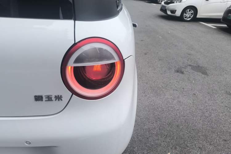 Used CHANGAN NEVO Lumin 2024 301km Orange Wind Edition Right Rear Taillight