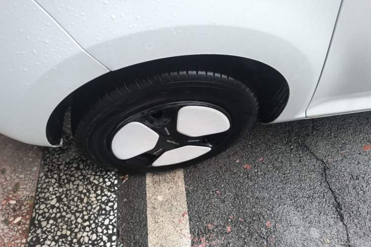Used CHANGAN NEVO Lumin 2024 301km Orange Wind Edition Right Rear Wheel Hub