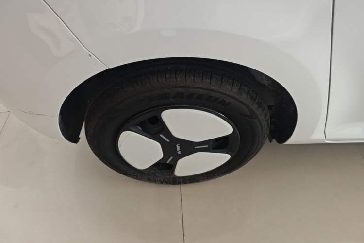 Used CHANGAN NEVO Lumin 2024 205km Orange Wind Edition Right Rear Wheel Hub