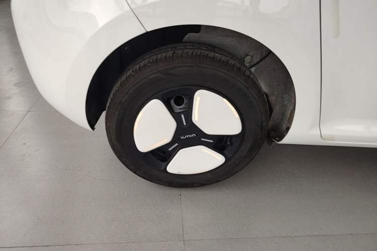 Used CHANGAN NEVO Lumin 2024 130km Qingyue Version Right Rear Wheel Hub