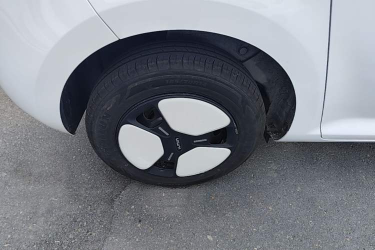 Used CHANGAN NEVO Lumin 2024 130km Qingyue Version Right Rear Wheel Hub