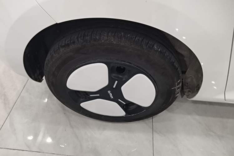 Used CHANGAN NEVO Lumin 2024 205km Orange Wind Edition Right Rear Wheel Hub