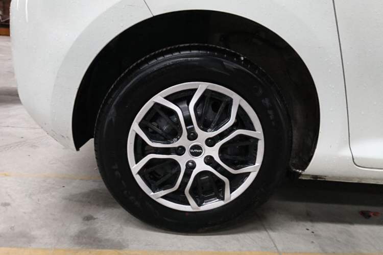 Used CHANGAN NEVO Lumin 2024 301km Orange Wind Edition Right Rear Wheel Hub