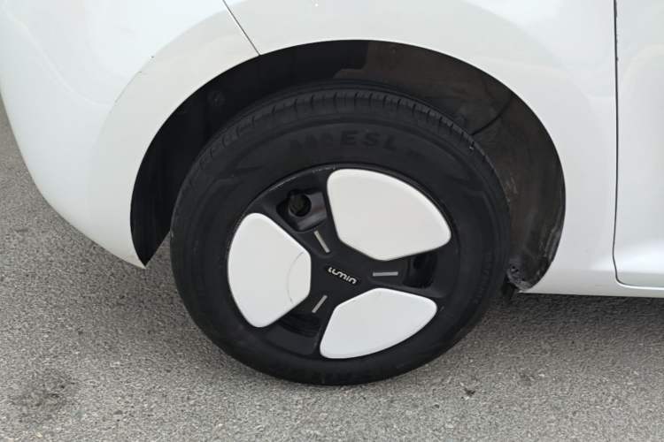 Used CHANGAN NEVO Lumin 2024 301km Orange Wind Edition Right Rear Wheel Hub