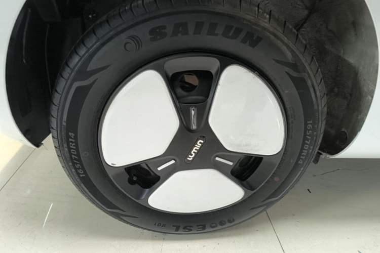 Used CHANGAN NEVO Lumin 2024 130km Qingyue Version Right Rear Wheel Hub