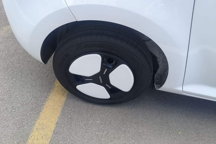 Used CHANGAN NEVO Lumin 2024 130km Qingyue Version Right Rear Wheel Hub