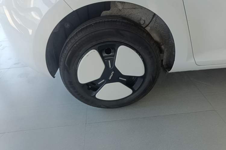 Used CHANGAN NEVO Lumin 2024 130km Qingyue Version Right Rear Wheel Hub