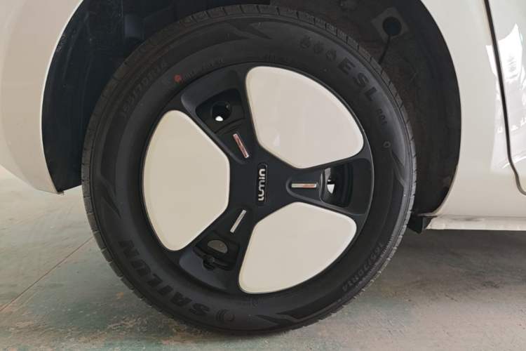 Used CHANGAN NEVO Lumin 2024 130km Qingyue Version Right Rear Wheel Hub