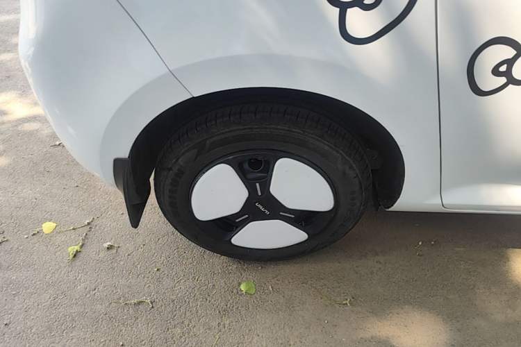 Used CHANGAN NEVO Lumin 2024 130km Qingyue Version Right Rear Wheel Hub