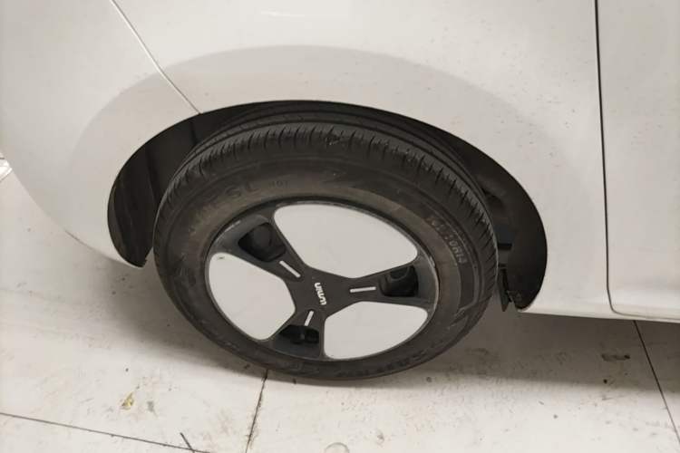 Used CHANGAN NEVO Lumin 2024 301km Orange Wind Edition Right Rear Wheel Hub
