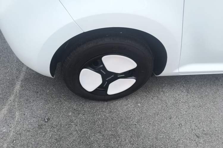 Used CHANGAN NEVO Lumin 2024 301km Orange Wind Edition Right Rear Wheel Hub
