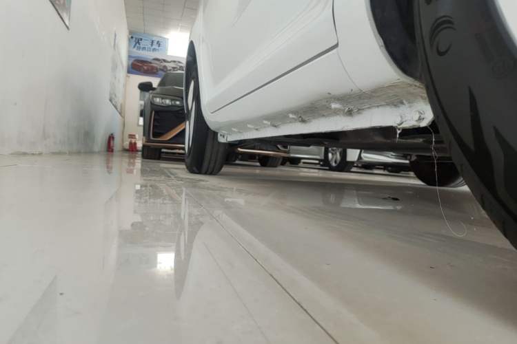 Used CHANGAN NEVO Lumin 2024 205km Orange Wind Edition Right Side Sill
