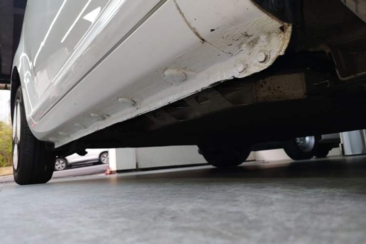 Used CHANGAN NEVO Lumin 2024 301km Orange Wind Edition Right Side Sill