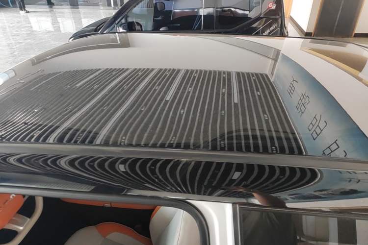 Used CHANGAN NEVO Lumin 2024 301km Orange Wind Edition Roof