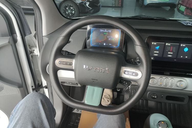 Used CHANGAN NEVO Lumin 2024 205km Orange Wind Edition Steering Wheel