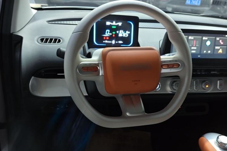 Used CHANGAN NEVO Lumin 2024 205km Orange Wind Edition Steering Wheel