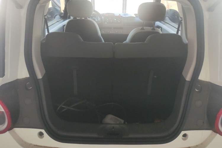 Used CHANGAN NEVO Lumin 2024 130km Qingyue Version Trunk