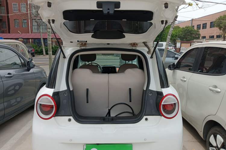 Used CHANGAN NEVO Lumin 2024 205km Orange Wind Edition Trunk