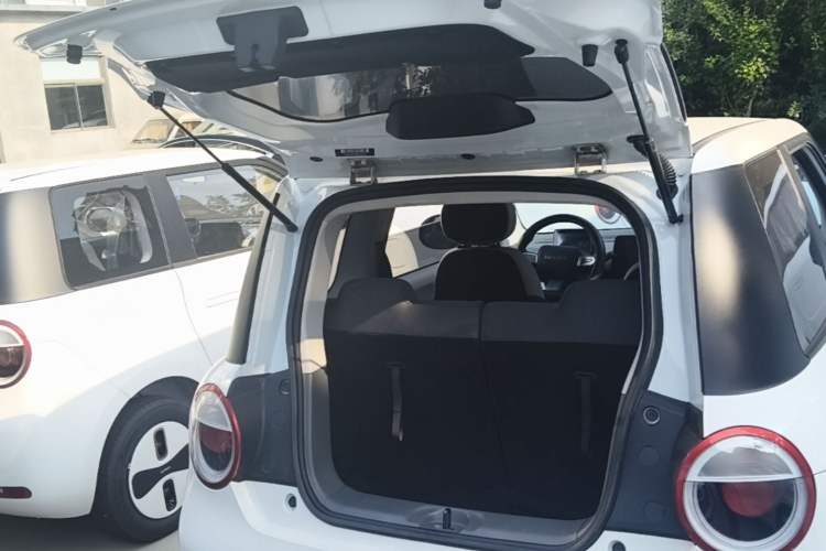 Used CHANGAN NEVO Lumin 2024 130km Qingyue Version Trunk