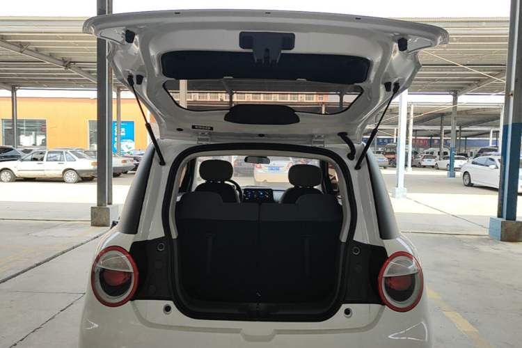 Used CHANGAN NEVO Lumin 2024 130km Qingyue Version Trunk