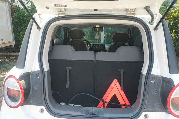 Used CHANGAN NEVO Lumin 2024 130km Qingyue Version Trunk