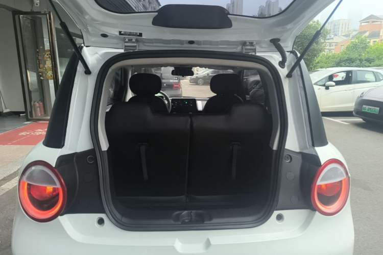 Used CHANGAN NEVO Lumin 2024 301km Orange Wind Edition Trunk