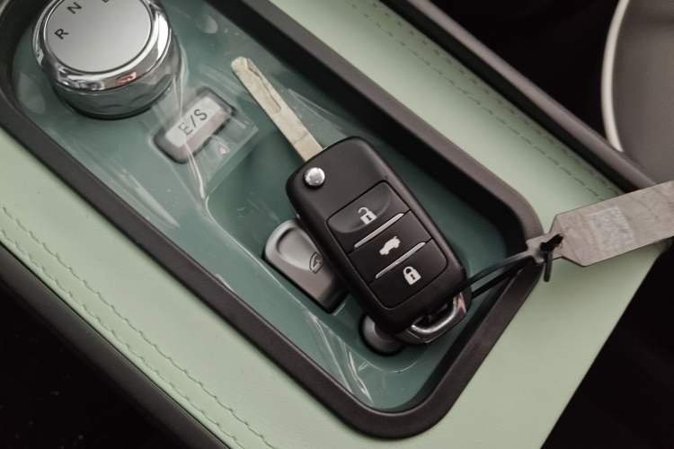 Used CHANGAN NEVO Lumin 2024 130km Qingyue Version Vehicle Key